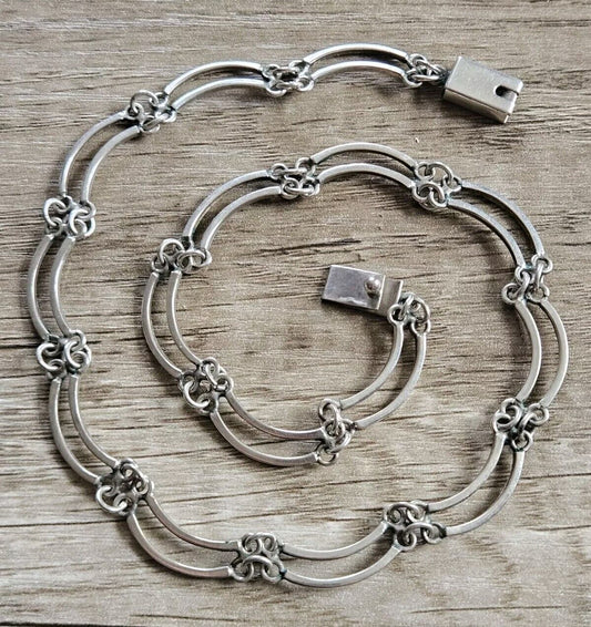 Sterling Silver 925 Choker Necklace Waves Fancy Link Chain - 16 1/2 Inches.