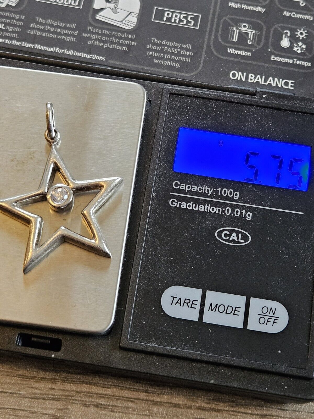 925 Silver Cubic Zirconia Star Pendant.
