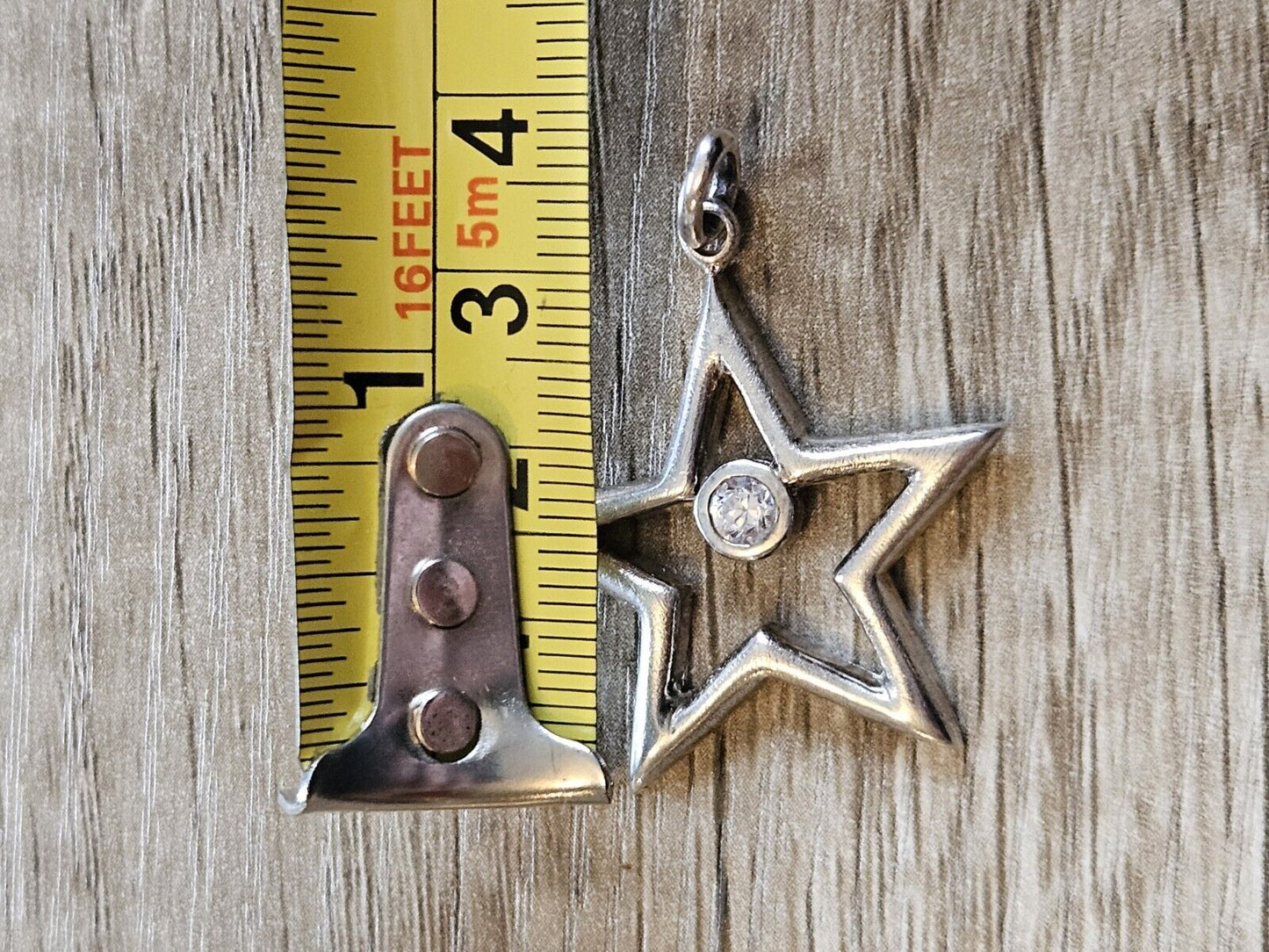 925 Silver Cubic Zirconia Star Pendant.