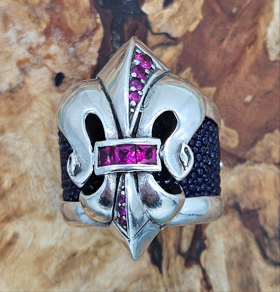 TJ SilverSmiths/Leonard Kamhout - Fleur De Lis Silver Ring - Size X 1/2, 11 3/4