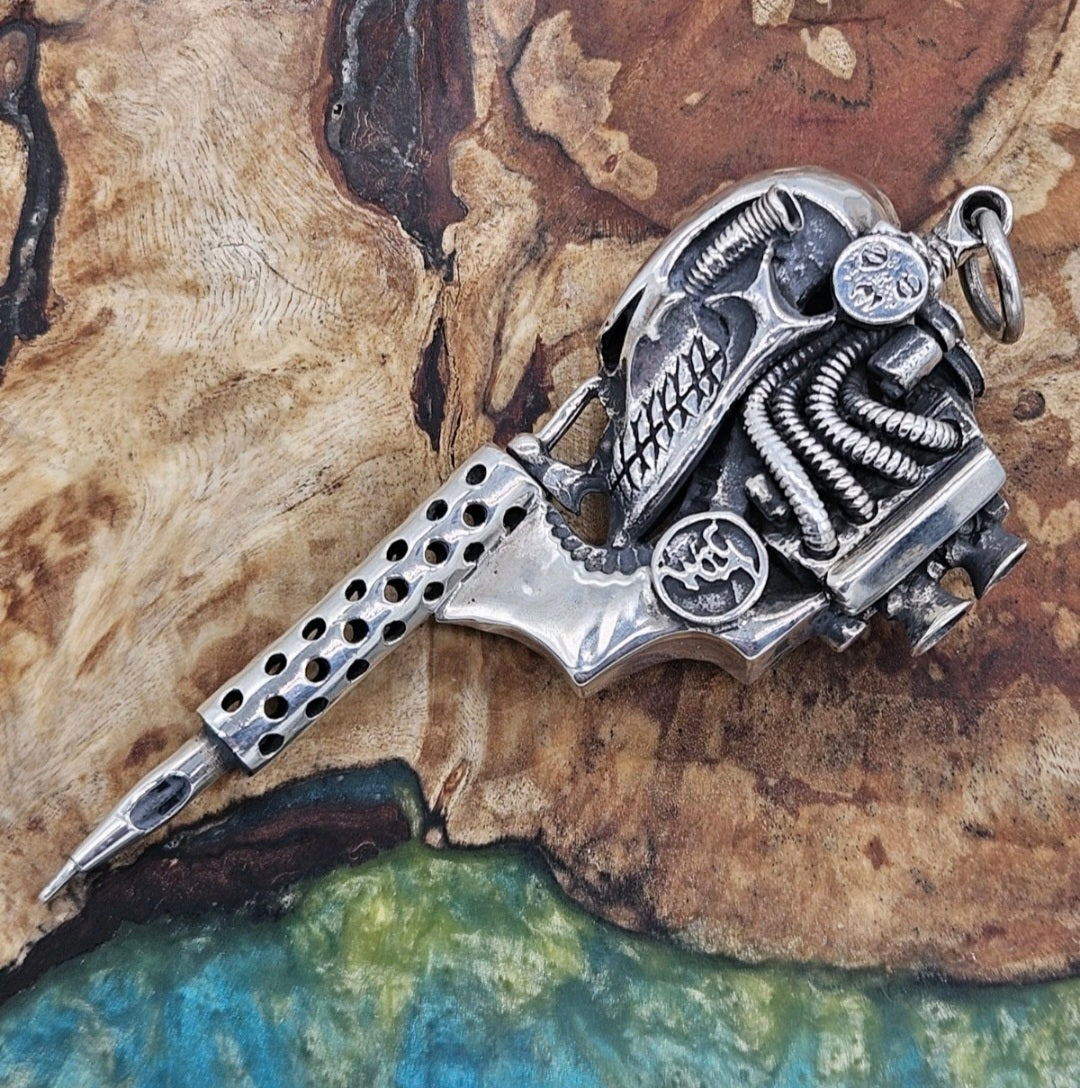 William Llewelyn Griffiths Biomechanical Skull Tattoo Machine Gun Pendant 925