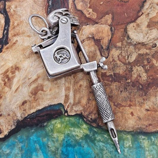 William Llewelyn Griffiths Skull Tattoo Machine / Gun Pendant Silver 925