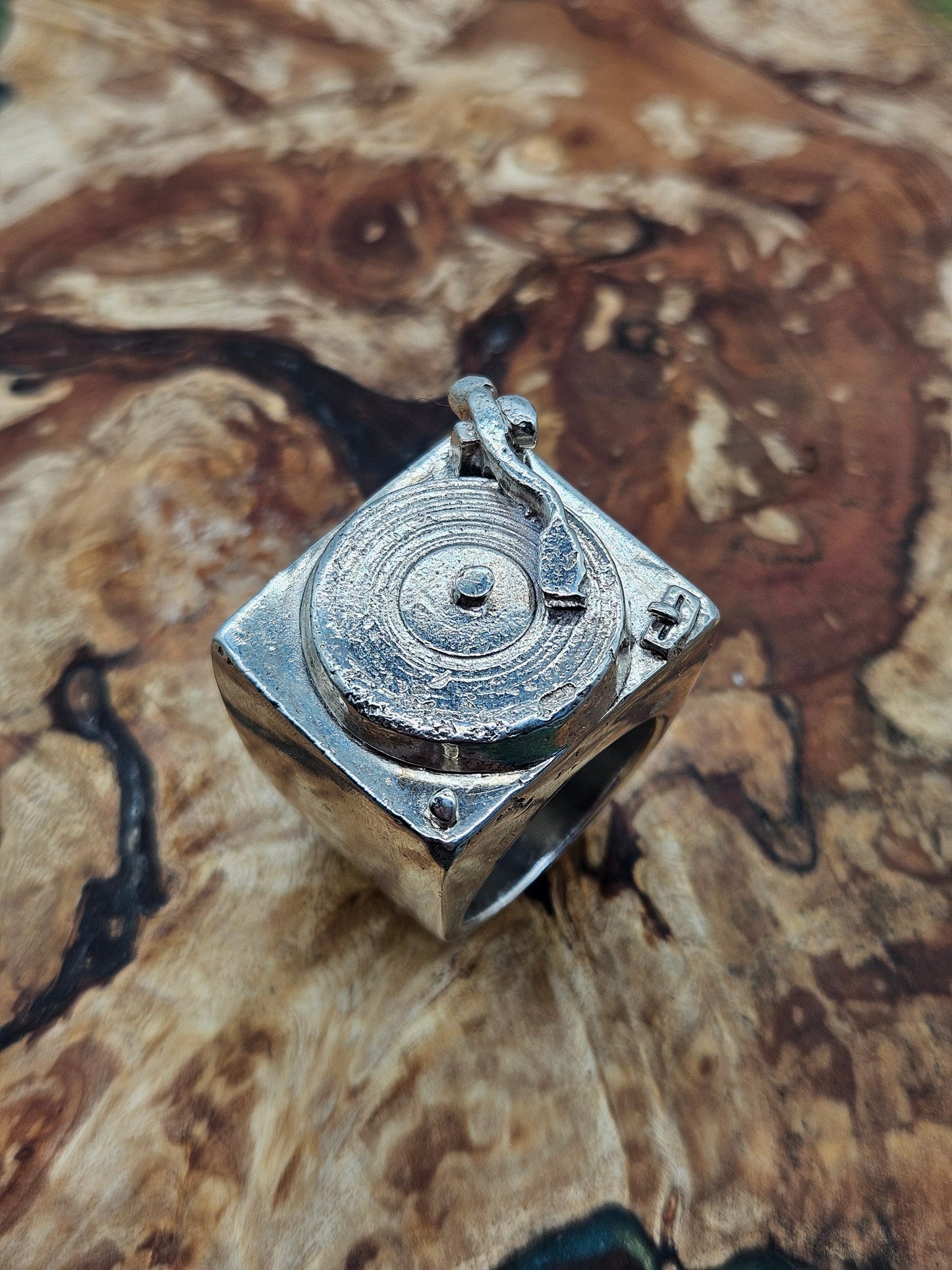 Huge, Heavy DJ Deck, Turntable Ring, Silver 925. The Wildcat Collection. Size T.
