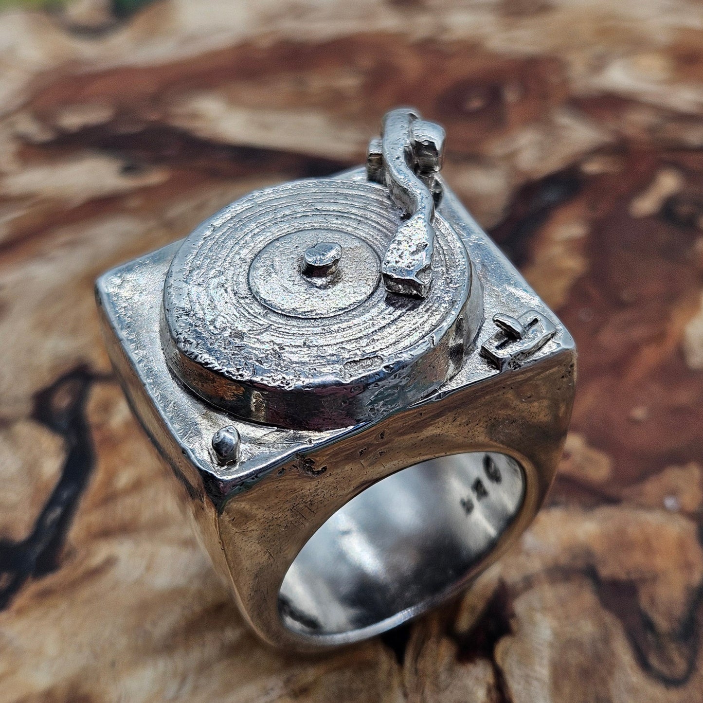 Huge, Heavy DJ Deck, Turntable Ring, Silver 925. The Wildcat Collection. Size T.