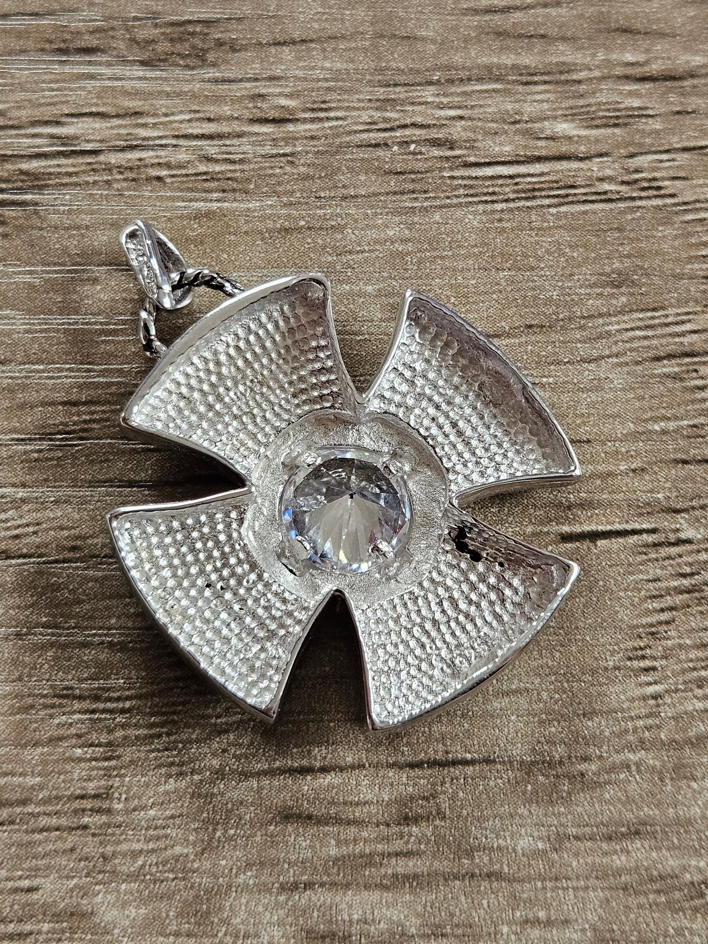 NEW Sterling Silver 925 Celtic / Maltese Cross Pendant.