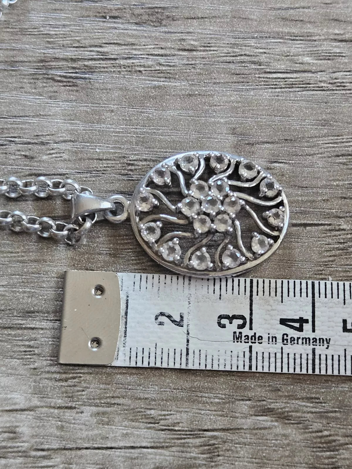 925 Silver Spiral Pendant, Necklace. 51cm Belcher Chain.