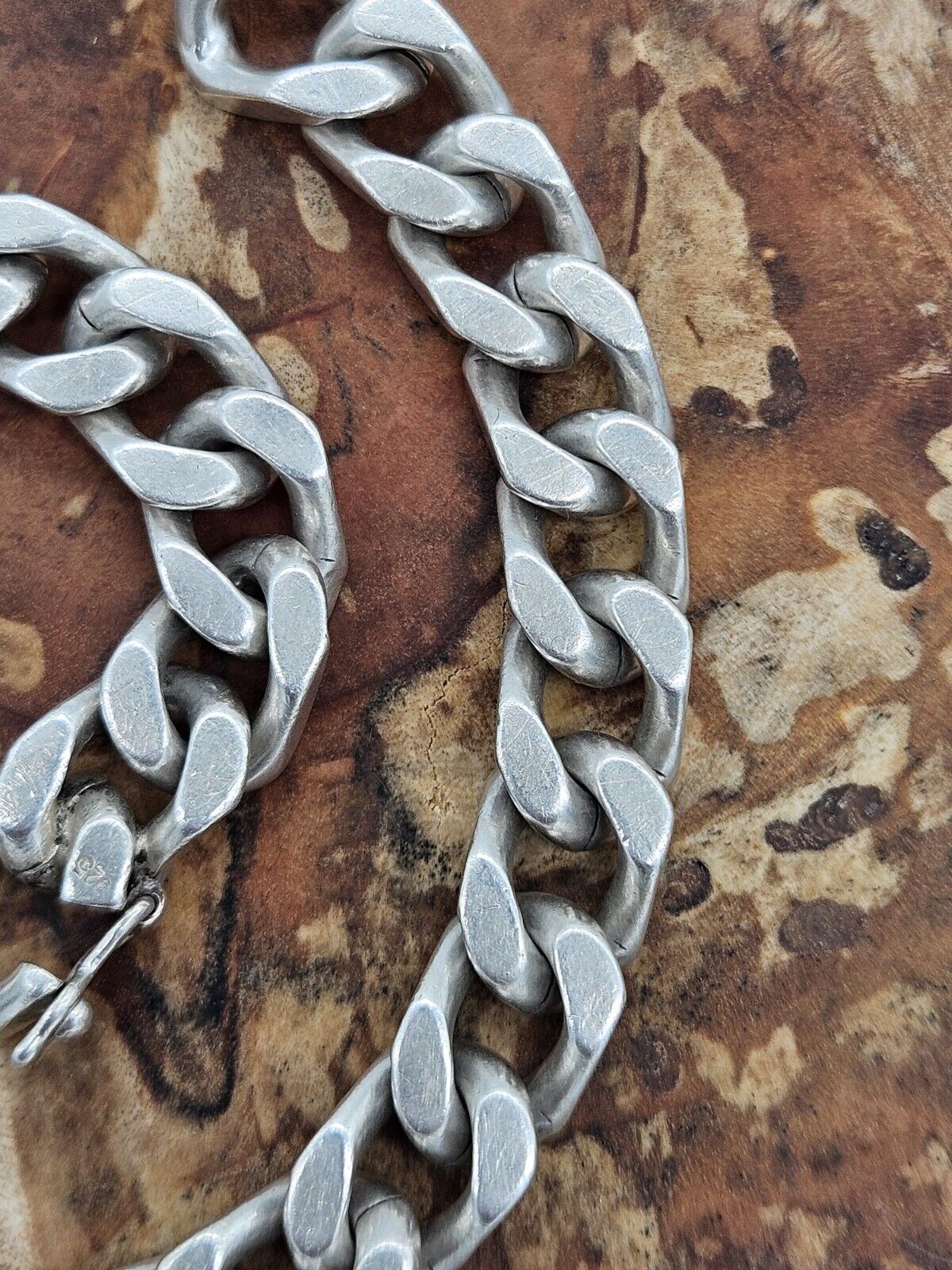 Solid Sterling Silver 925 Curb Link Chain Bracelet 49.6g Hallmarked, 22cm, Heavy