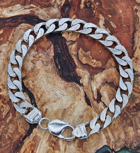 Solid Sterling Silver 925 Curb Bracelet, Hallmarked, 21cm Long.