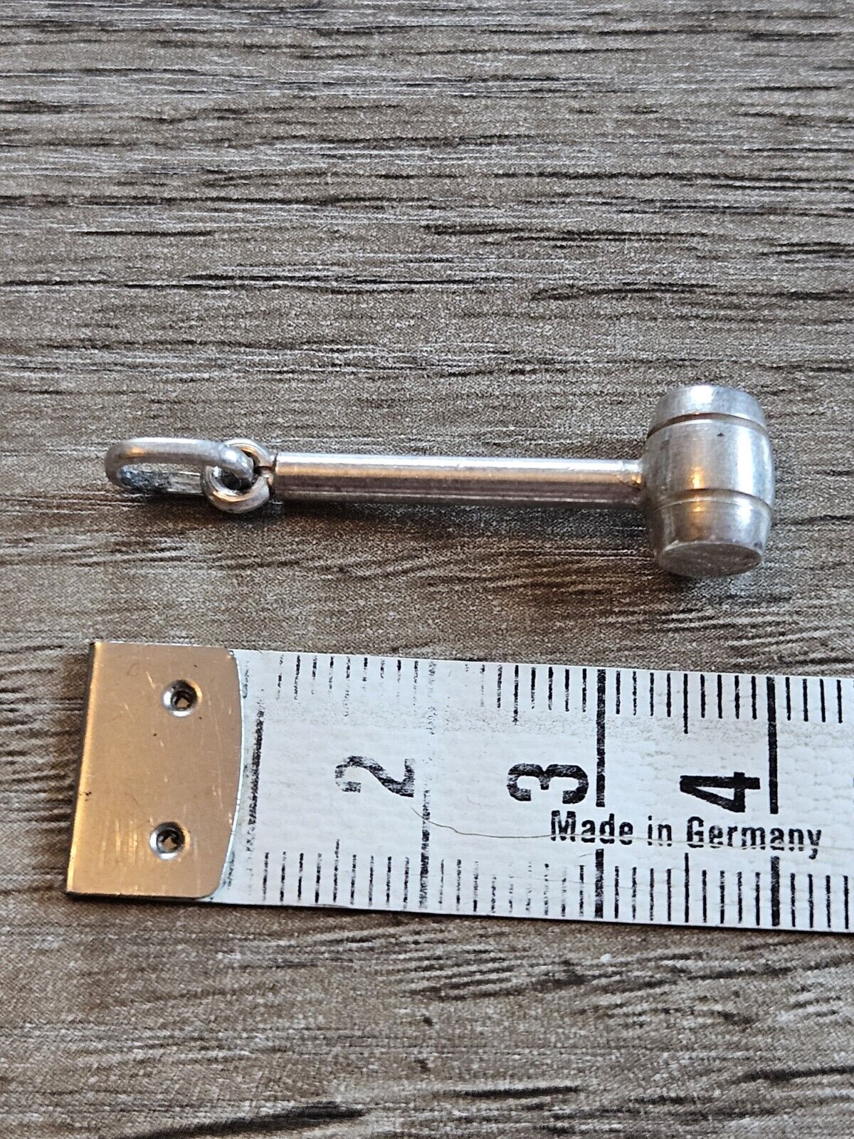925 Sterling Silver Vintage Hammer / Auctioneers Gavel Pendant. 