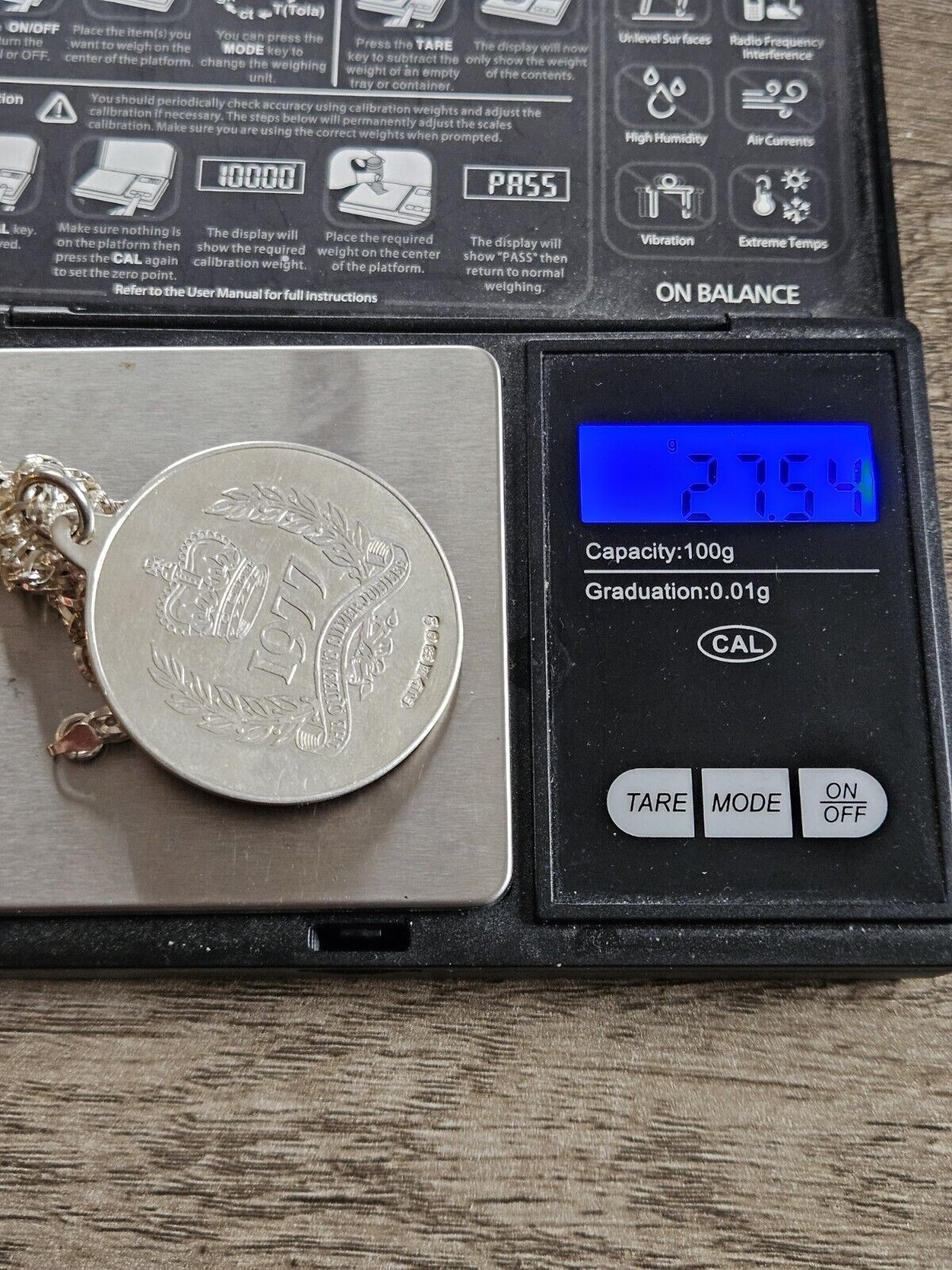 Sterling Silver 1977 Queens Silver Jubilee Necklace Medallion, Heavy 27g, Ingot.