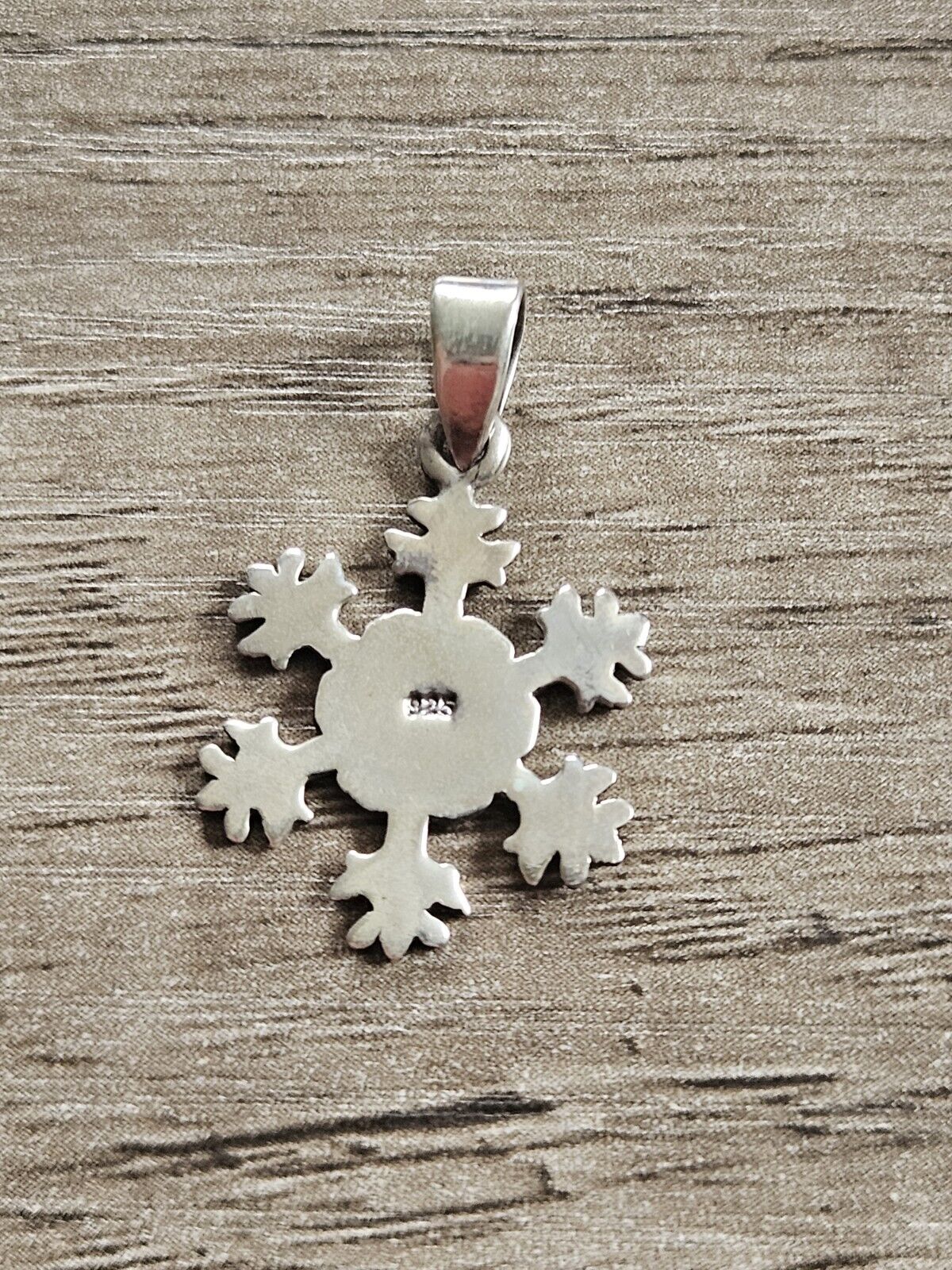 Sterling 925 Silver Snowflake Pendant.  New. Christmas Gift.