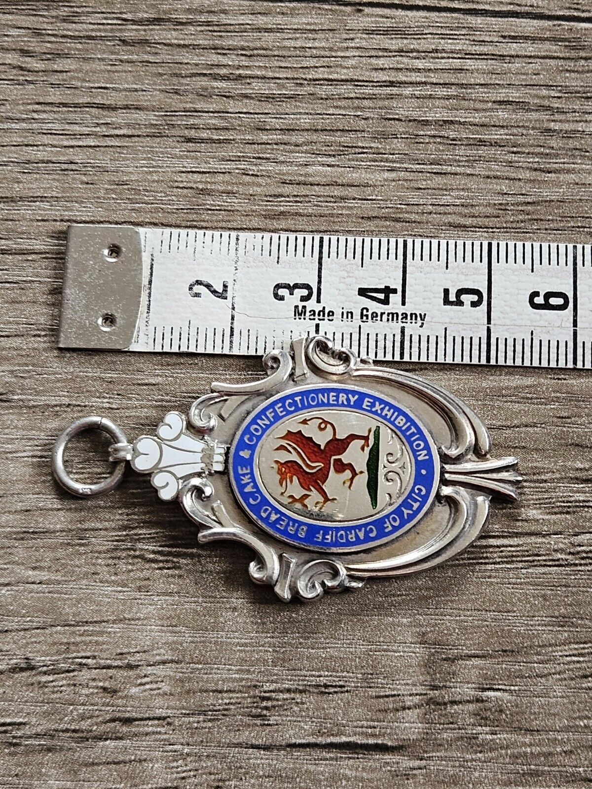 CARDIFF BAKERS EXHIBITION HALLMARKED SOLID SILVER 925 FOB MEDAL, WELSH DRAGON
