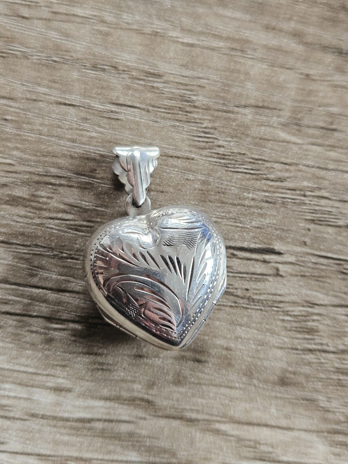 Vintage Style 4 Picture Locket Love Heart, 925 Sterling Silver. Brand New! 