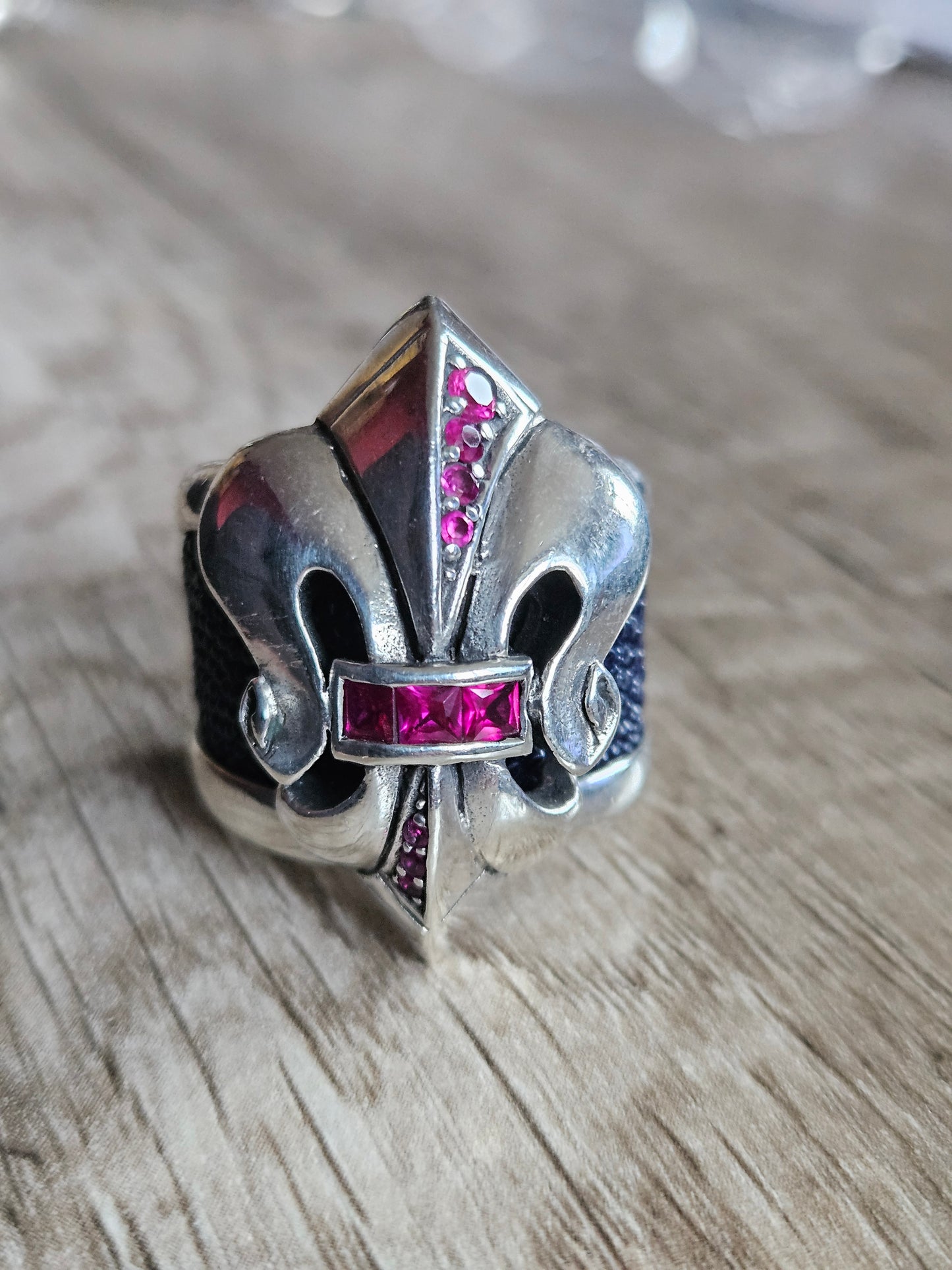TJ SilverSmiths/Leonard Kamhout - Fleur De Lis Silver Ring - Size X 1/2, 11 3/4