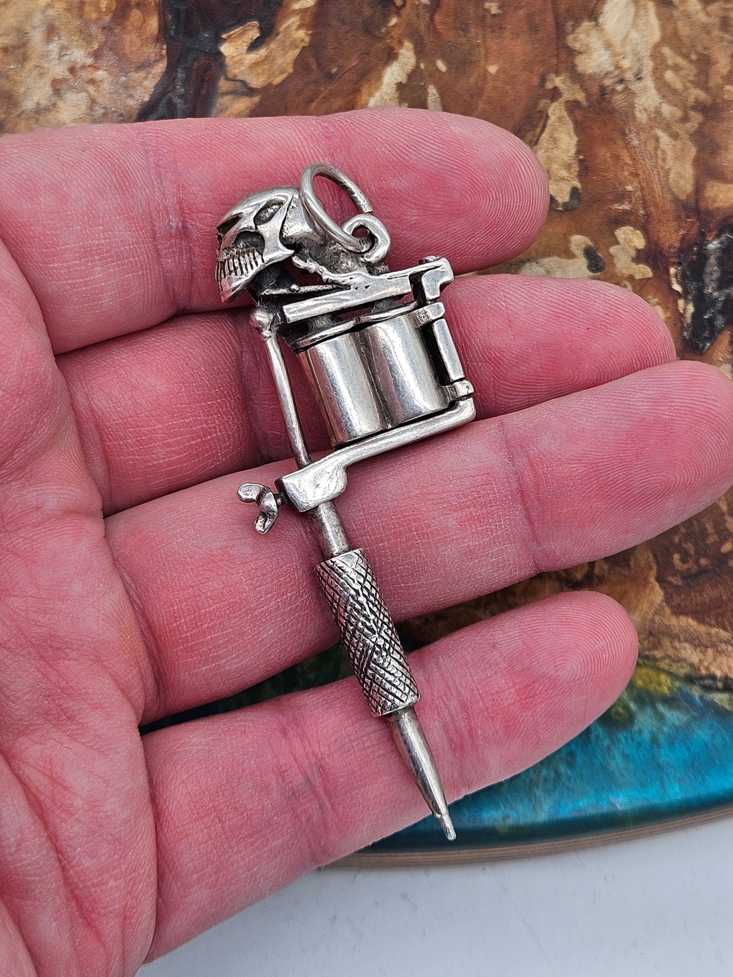 William Llewelyn Griffiths Skull Tattoo Machine / Gun Pendant Silver 925