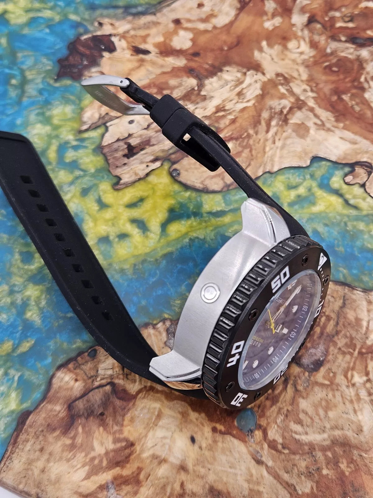 Swiss Eagle Mens Swiss Eagle Abyss Watch SE-9073-0B, 1000m Dive Watch.