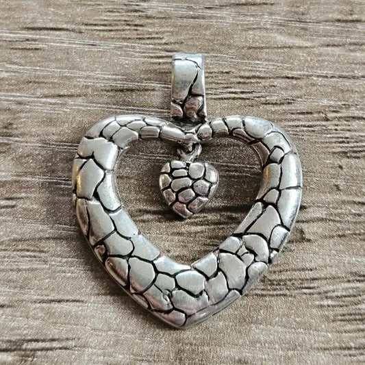 Solid Sterling Silver 925 Pebble Design Love Heart Necklace Pendant, New.