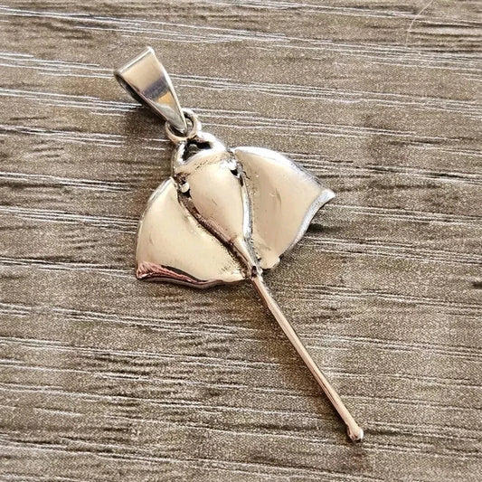 Sterling Silver 925 Stingray Pendant, Brand New Stock!